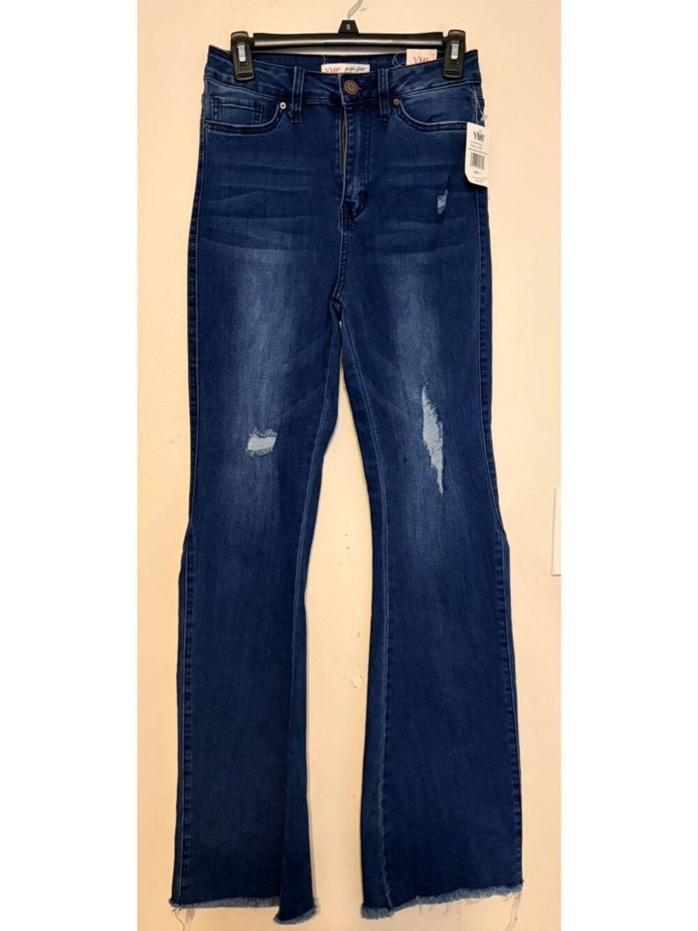 New NWT YMI Medium Wash Flare Leg Raw Hem Rips Grind Whisk Jeans Size 7